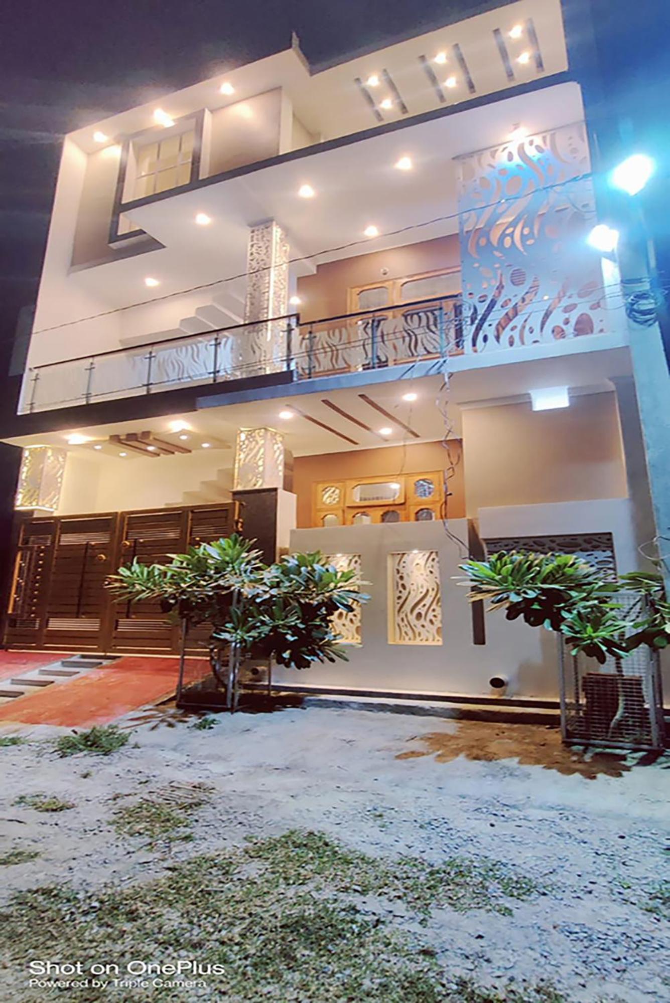 Blessing'S Home Stay 5 Bedrooms Luxury Villa Exquisite 5 Bedroom Villa Ideal Family Home Stay With Spacious Living ลัคเนา ภายนอก รูปภาพ